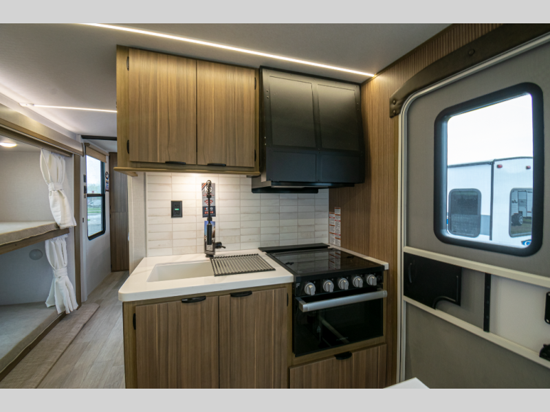 2025 Forest River Salem 34VERANDA, $ 68,745