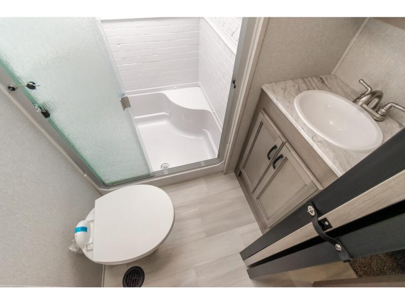 2022 Coachmen Chaparral Lite 274BH, $ 39,999