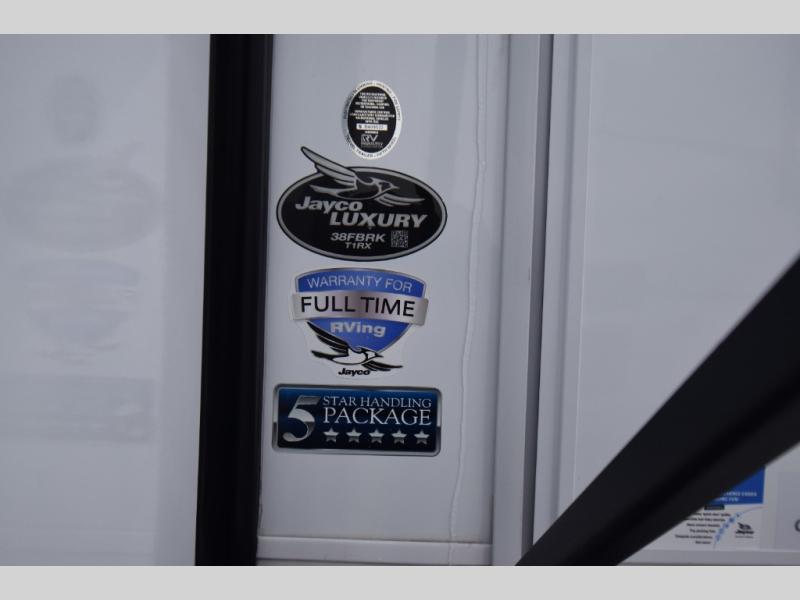 2026 Jayco Pinnacle 38FBRK, $ 158,297