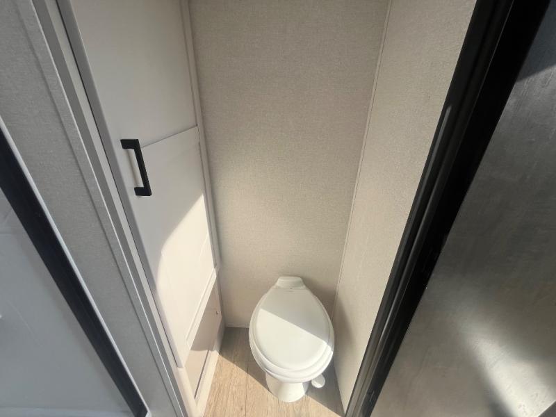 2026 Jayco Jay Feather 27MK, $ 64,337