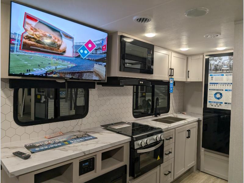 2026 Jayco Jay Feather 19MRK, $ 50,641