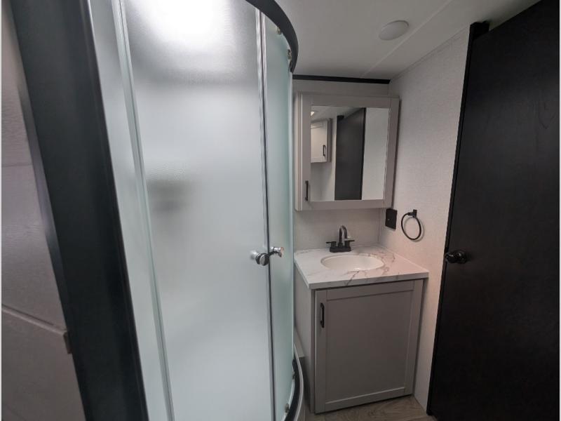 2026 Jayco Jay Feather 24FK, $ 57,481