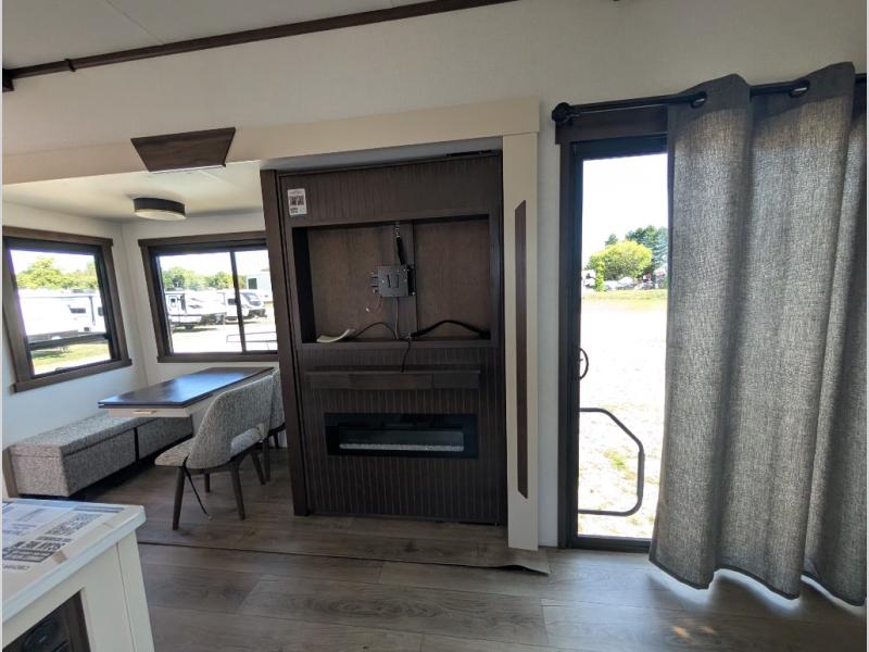 2026 Forest River Cedar Creek Cottage 40CBK, $ 111,089