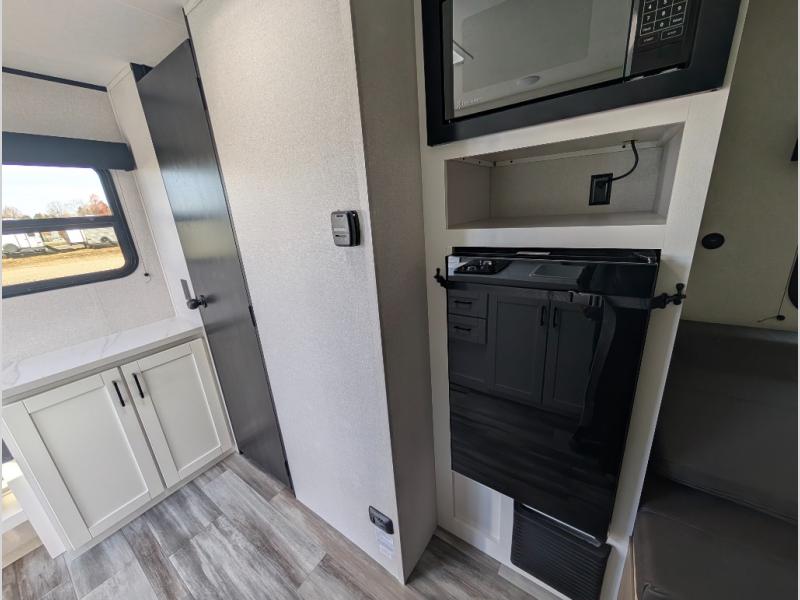 2026 Jayco Jay Flight SLX 140TB Sport Edition, $ 23,243