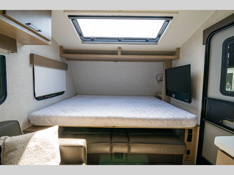 2022 Ember Overland Series 170MBH, $ 26,990