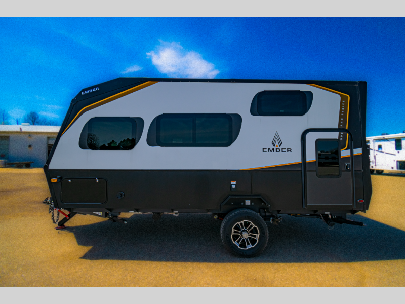 2022 Ember Overland Series 170MBH, $ 26,990