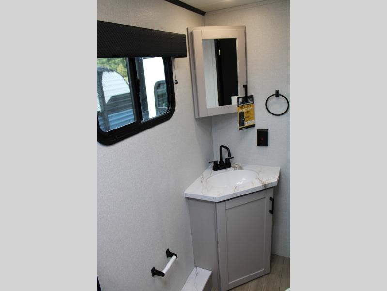 2026 Jayco Jay Feather Air 19MBS, $ 47,731