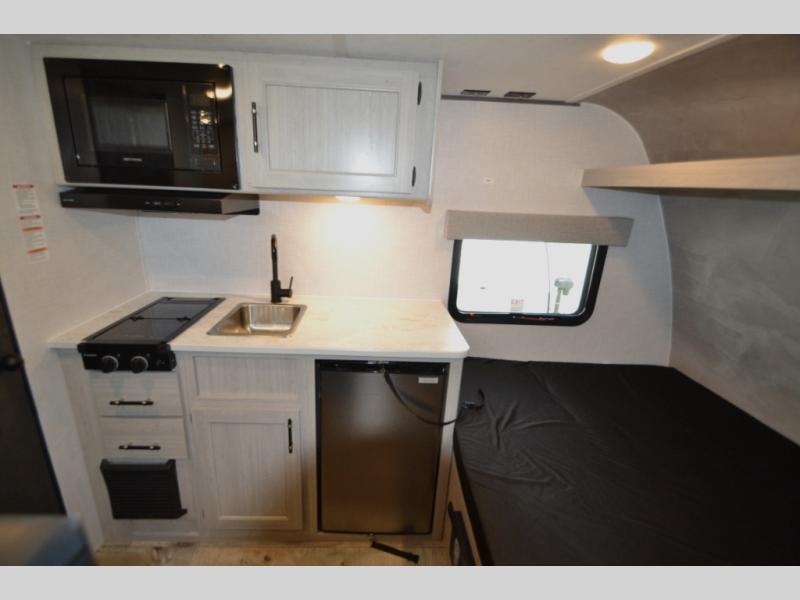 2026 CrossRoads Sunset Trail Select SS13BHS, $ 13,995