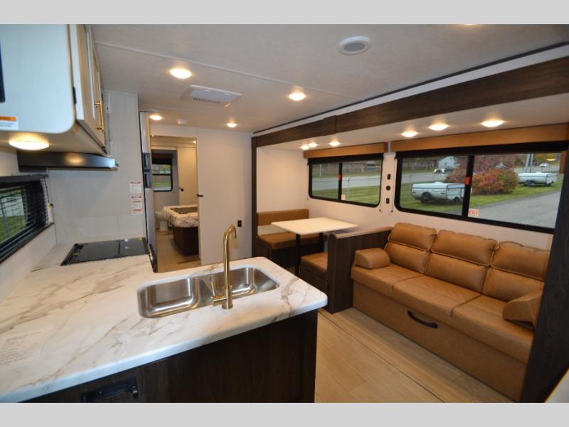 2026 CrossRoads Zinger ZR390DB, $ 70,672