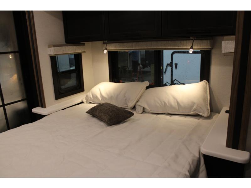 2023 Jayco Seneca XT 32U, $ 329,235