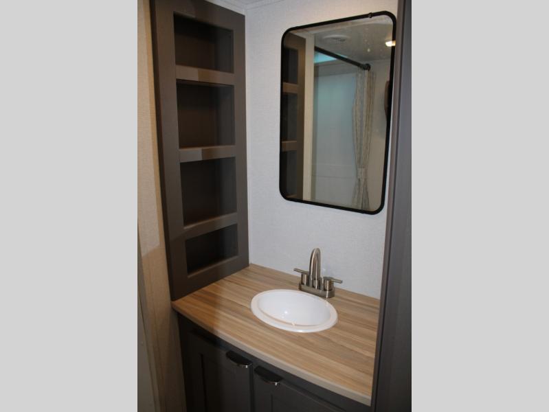 2025 Cruiser RV Avenir 29RK, $ 26,999