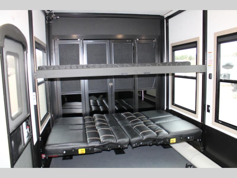 2025 Keystone Raptor 415, $ 190,466