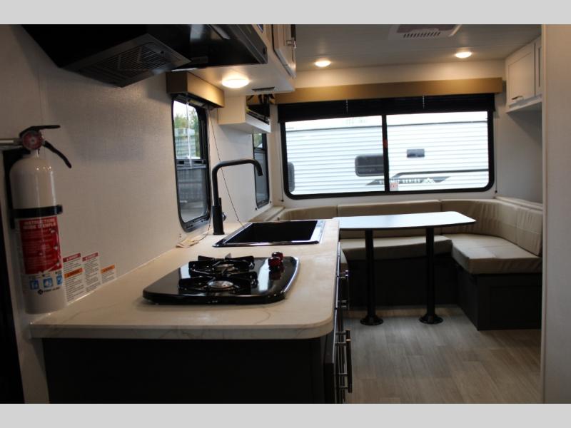 2025 Keystone Bullet Classic (East) 1900RD, $ 18,999