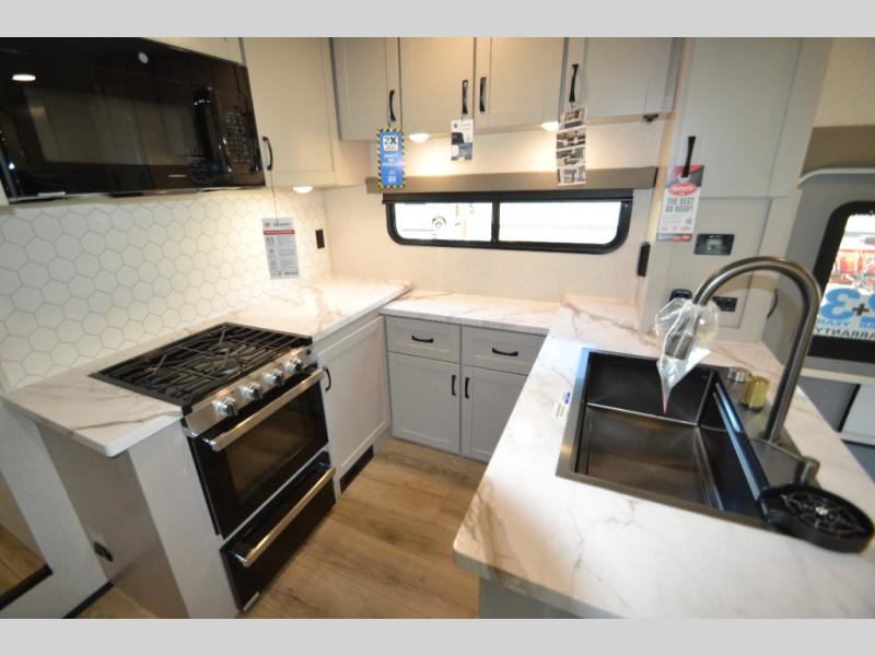 2026 Jayco Seismic 413, $ 142,486