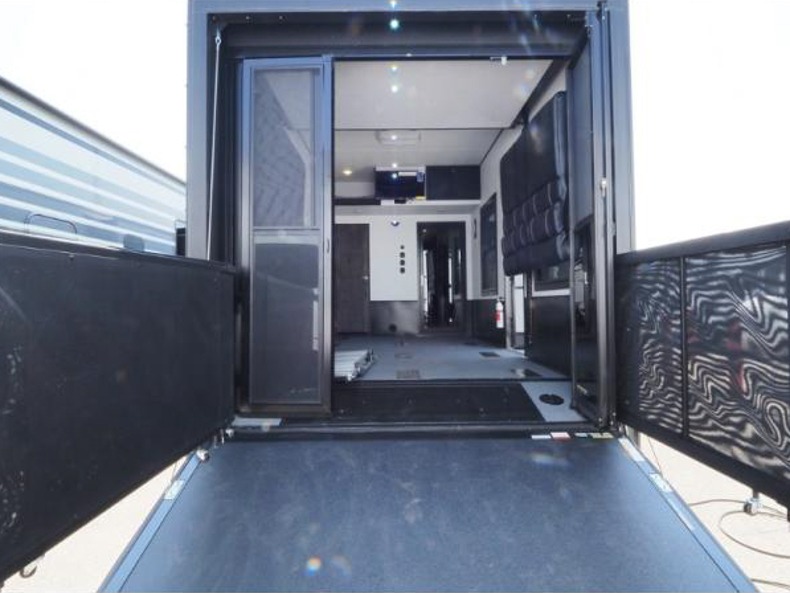 2025 Keystone Fuzion 419, $ 119,999