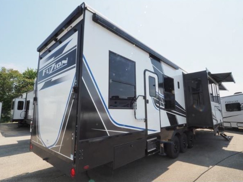 2025 Keystone Fuzion 419, $ 119,999