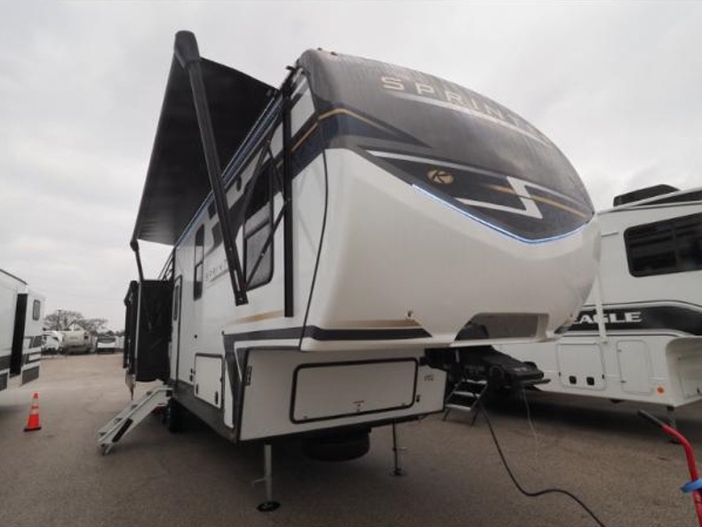 2025 Keystone Sprinter 3210RLS, $ 52,999