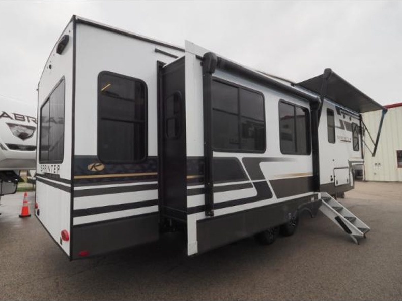 2025 Keystone Sprinter 3210RLS, $ 52,999
