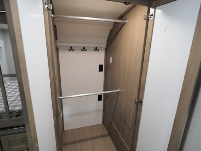 2026 Jayco Eagle 365UKTS, $ 104,530