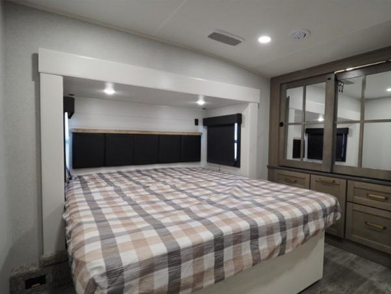 2026 Jayco Eagle 365UKTS, $ 104,530