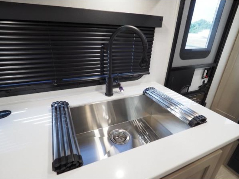 2026 Forest River Rockwood Mini Lite 2205S, $ 42,784