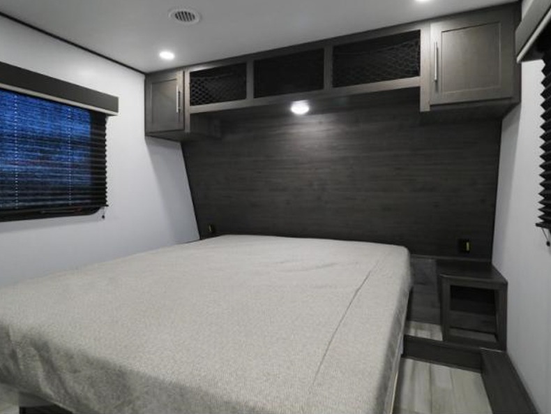 2026 Keystone Fuzion Impact Edition (Fifth Wheel) , $ 47,999