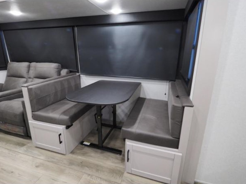 2026 Jayco Jay Feather 25RB, $ 55,622