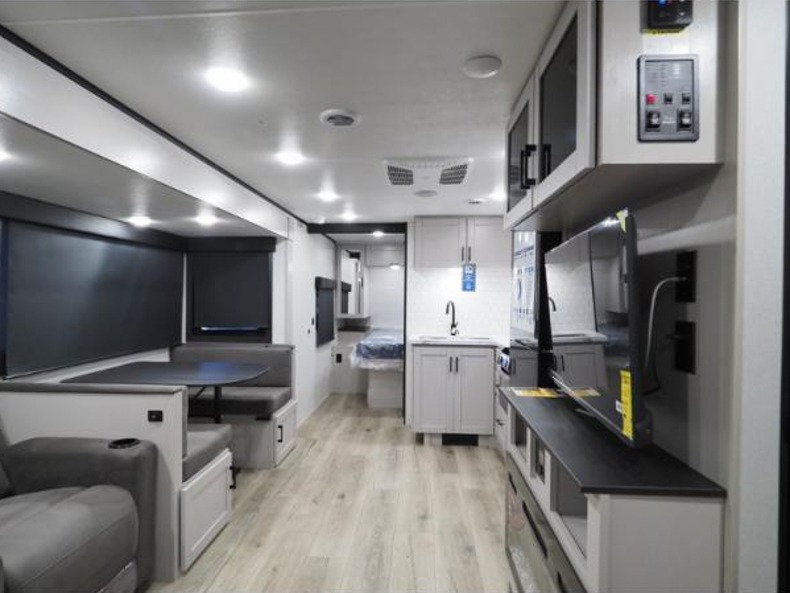 2026 Jayco Jay Feather 25RB, $ 55,622