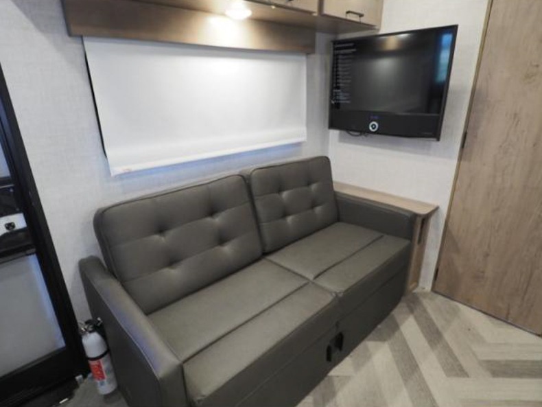 2022 Ember Overland Series 170MRB, $ 29,999