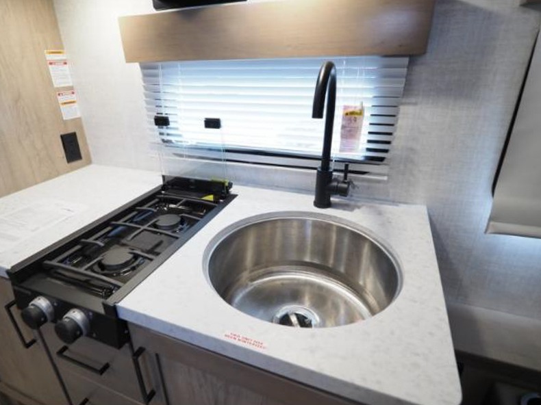 2022 Ember Overland Series 170MRB, $ 29,999