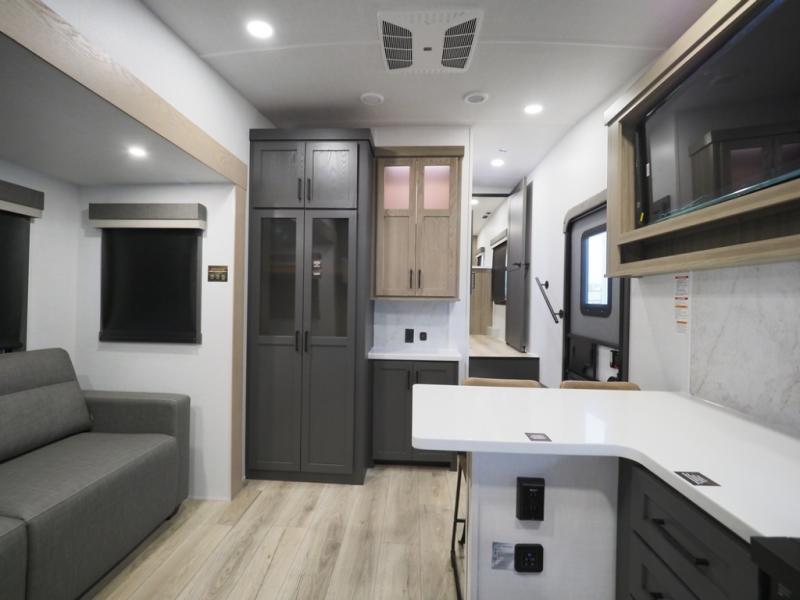 2026 Forest River Rockwood Signature Fifth Wheel R, $ 67,775
