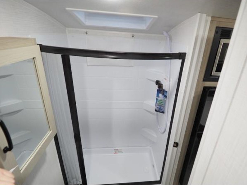 2025 Forest River Rockwood Geo Pro G19FD, $ 33,703