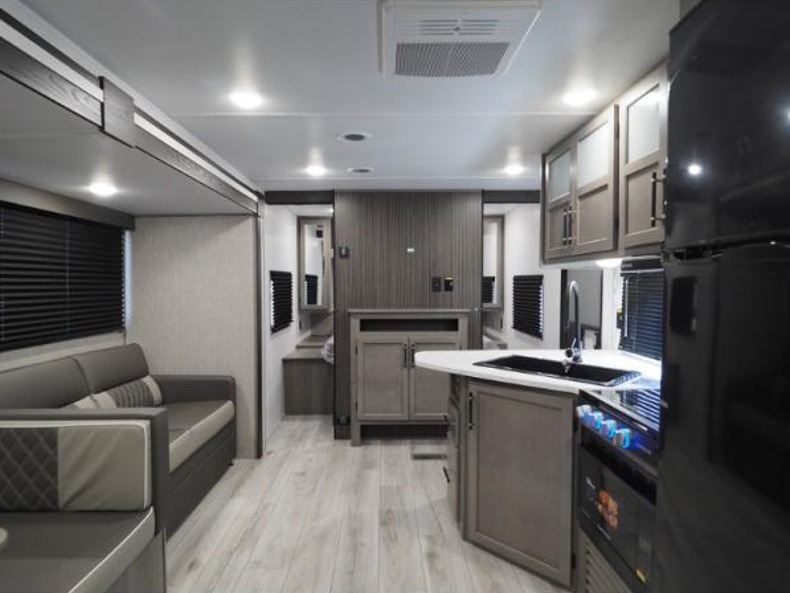 2025 Keystone Hideout Sport (Double Axle - East) 2, $ 23,999