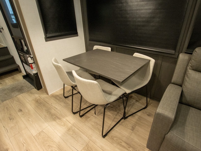 2026 Forest River Rockwood Signature Fifth Wheel 4, $ 103,413