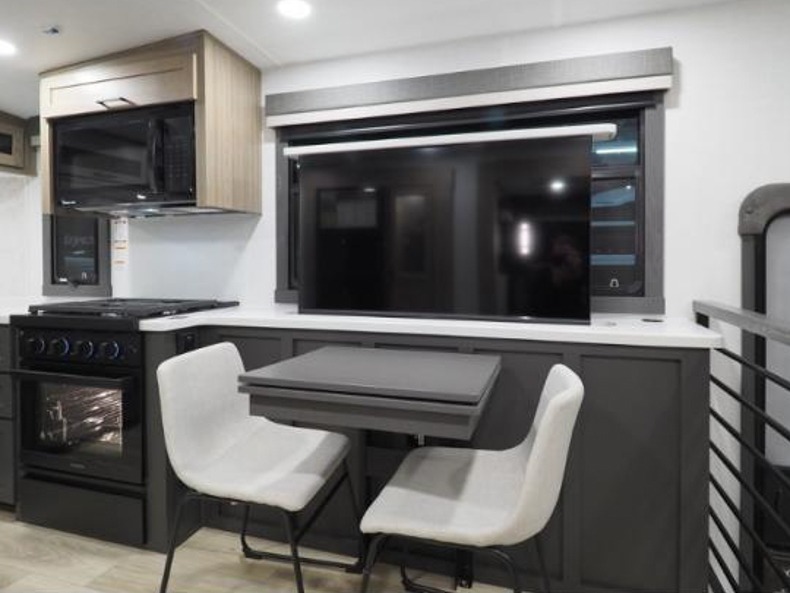 2026 Forest River Rockwood Signature Fifth Wheel 2, $ 77,576