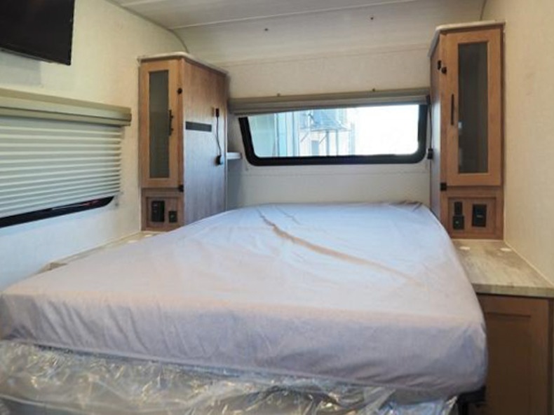 2022 Forest River No Boundaries NB19.2, $ 0