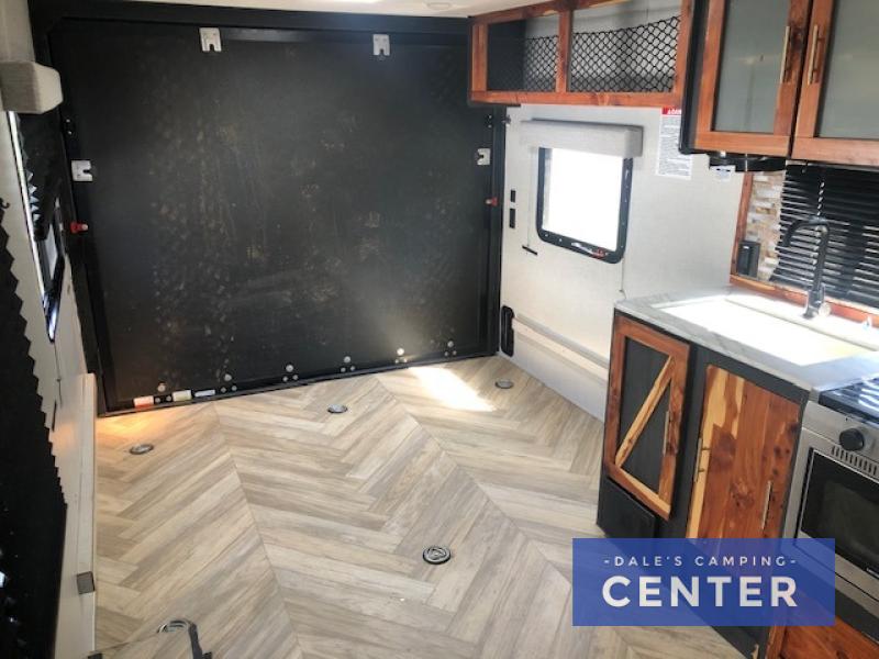 2022 Forest River Ozark 2500TH, $ 19,999