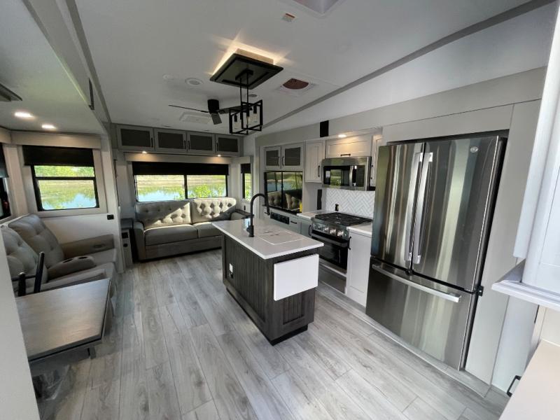2026 Keystone Montana High Country 295RL, $ 92,806