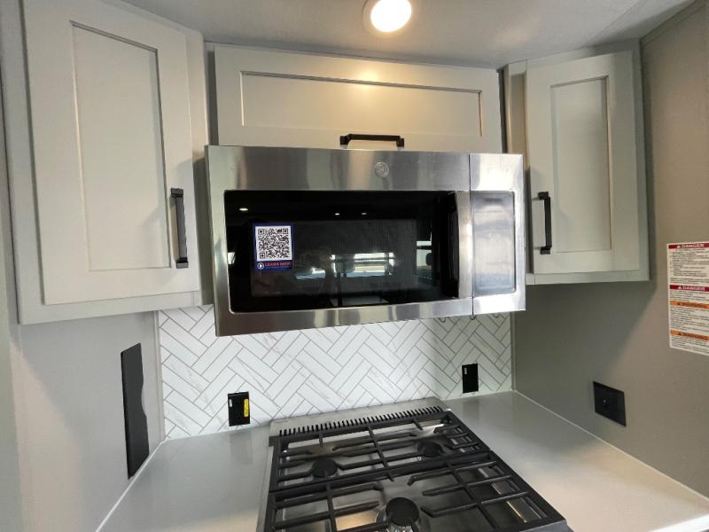 2026 Keystone Montana High Country 295RL, $ 92,806