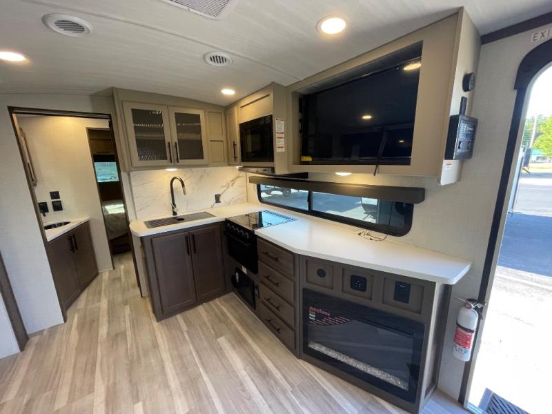 2026 Keystone Cougar Half-Ton (Travel Trailer) 25R, $ 55,352