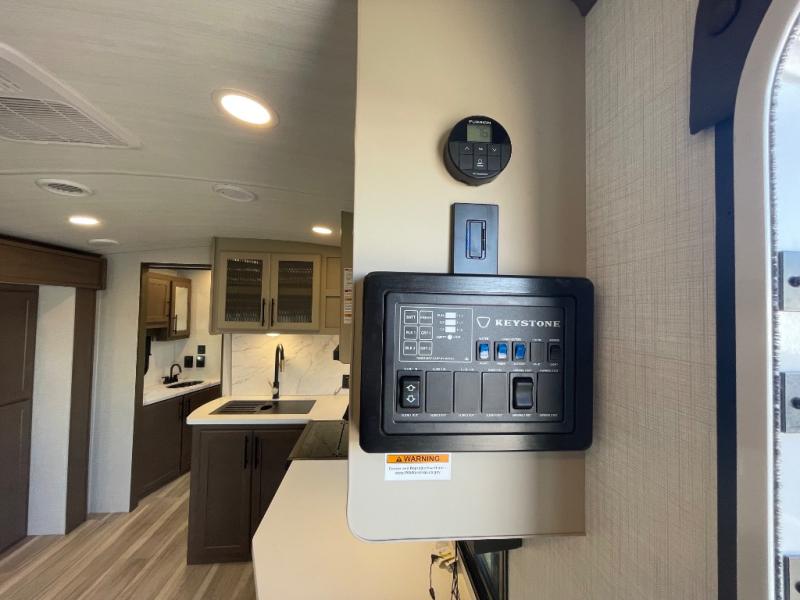 2026 Keystone Cougar Half-Ton (Travel Trailer) 25R, $ 55,352
