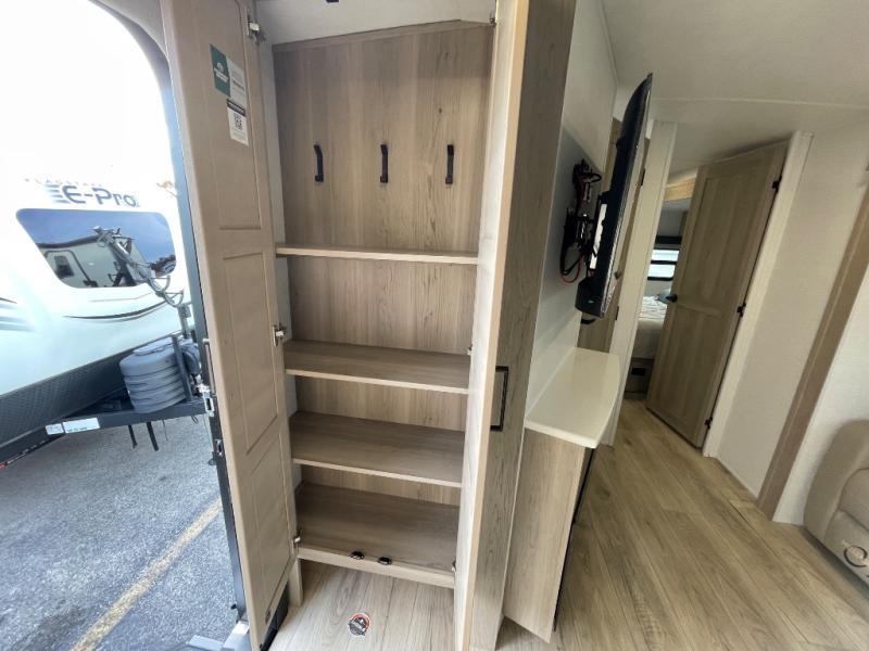 2026 Forest River Flagstaff Super Lite 26FKBS, $ 56,763