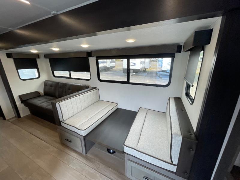 2026 Forest River Cherokee Alpha Wolf 33BH, $ 67,328