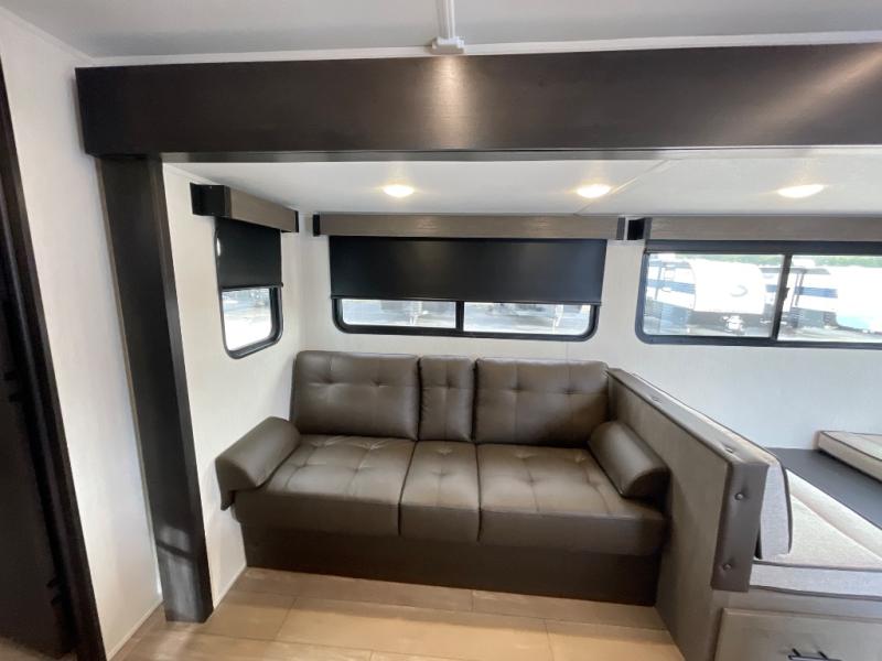 2026 Forest River Cherokee Alpha Wolf 33BH, $ 67,328