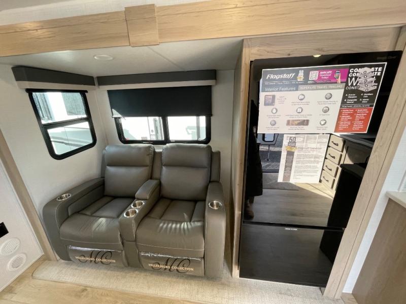 2025 Forest River Flagstaff Super Lite 26SFK, $ 58,835