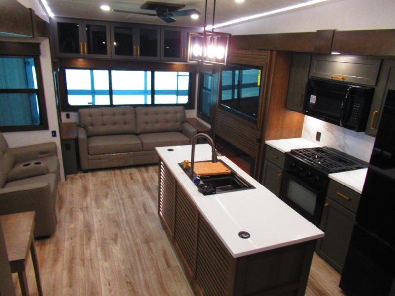 2026 Keystone Montana High Country 290RL, $ 105,661