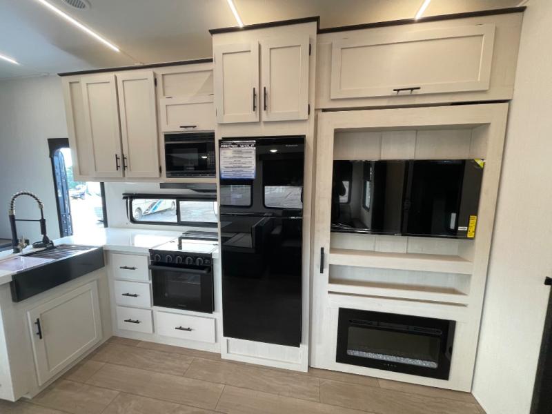 2026 Forest River Cherokee Arctic Wolf 285OPT, $ 80,274