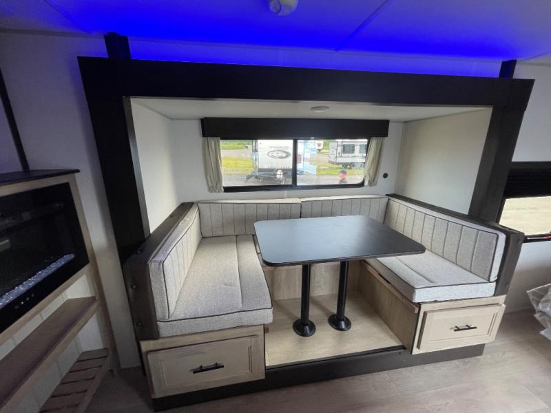 2026 Forest River Cherokee Grey Wolf Toy Haulers 2, $ 52,380