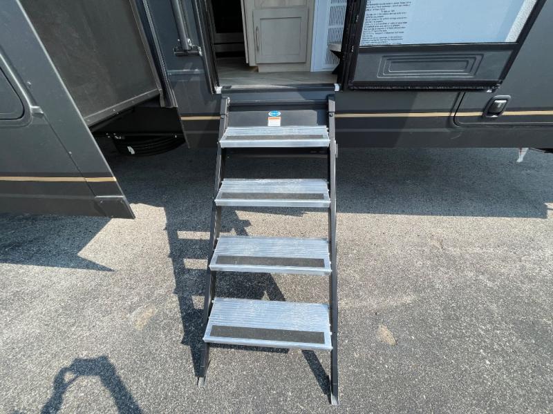 2025 Keystone Raptor 441, $ 119,990