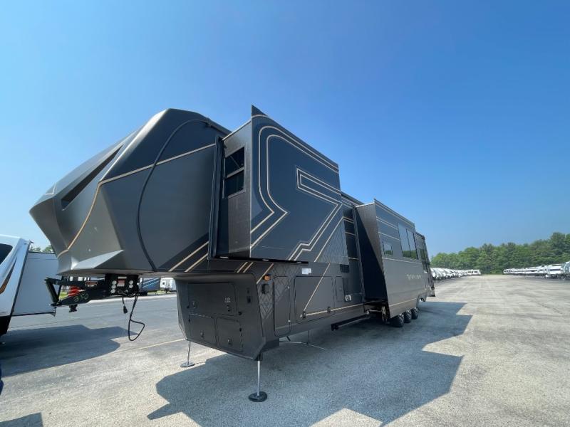 2025 Keystone Raptor 441, $ 119,990